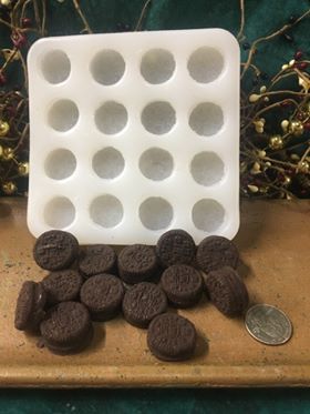 24-Cavity Silicone Mini Financier, Candy and Cookie Mold — Freshware